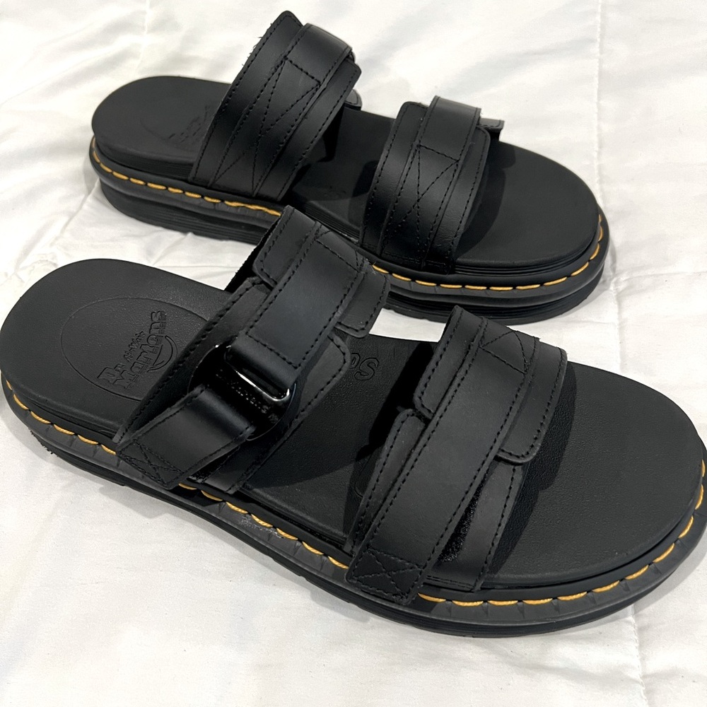 Dr.Martens Men's Chilton Hydro Leather Sandals Size 12